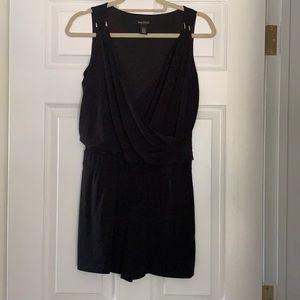 WHBM Black Shorts Romper w/Pockets - Size 4
